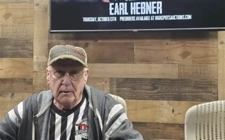 Earl Hebner biografía, edad, altura, esposo, net worth, familia