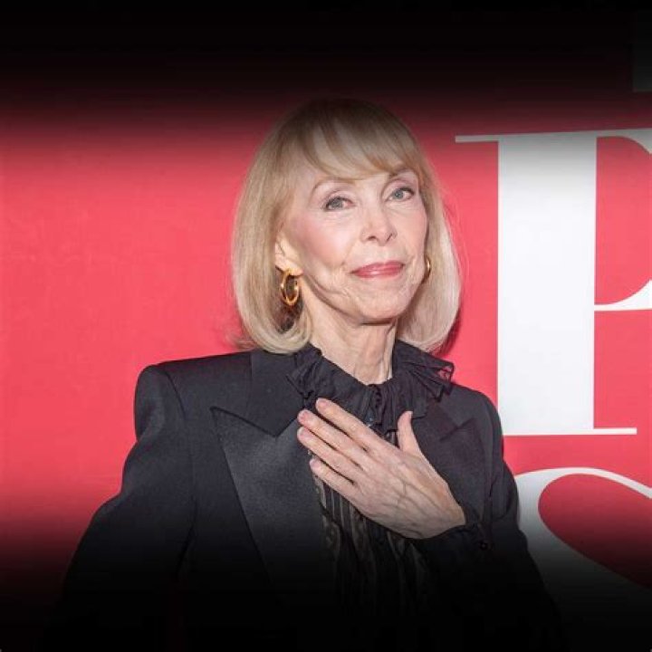 Elaine Joyce Pinchot Height, Weight, Net Worth, Age, Birthday, Wikipedia, Who, Instagram, Biography