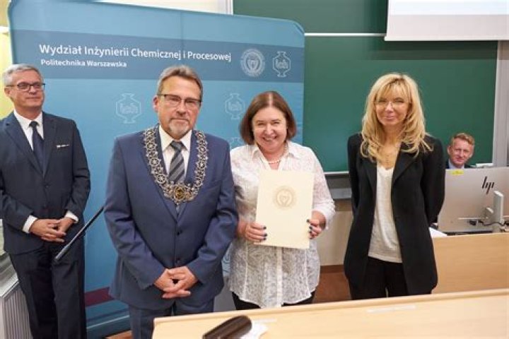 Elzbieta Kaczmarek – Hillsborough, NJ