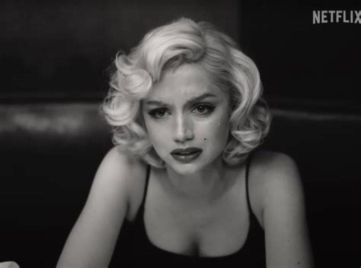 
Emily Ratajkowski Says Netflix’s Marilyn Monroe Film ‘Blonde’ ‘Fetishizes Female Pain’ 