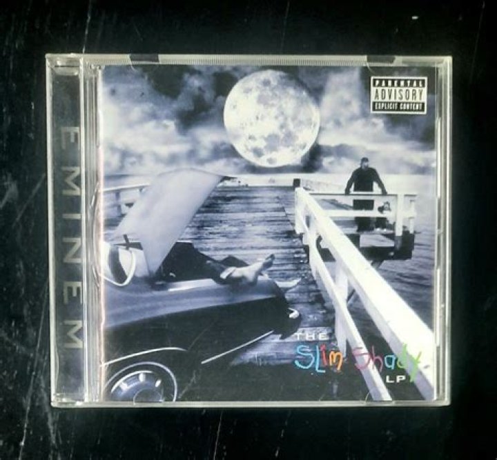 Eminem's "Slim Shady LP" Photographer Praises His "Maniacal Genius"