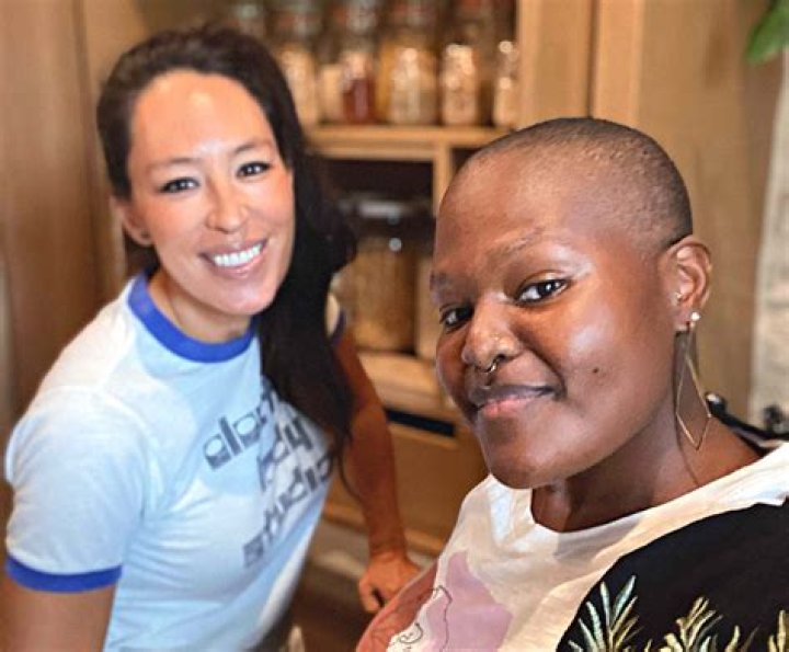 
Former ‘Great British Baking Show’ Host Sandi Toksvig Cancels New Zealand Tour Due to Illness 