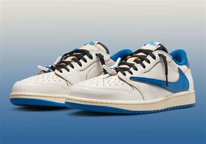 "Fragment" Air Jordan 1s Releasing Again At This Sneaker Store