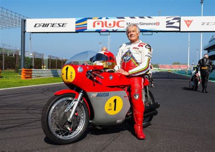 Giacomo Agostini Biography, Age, Height, Wife, Net Worth, Family