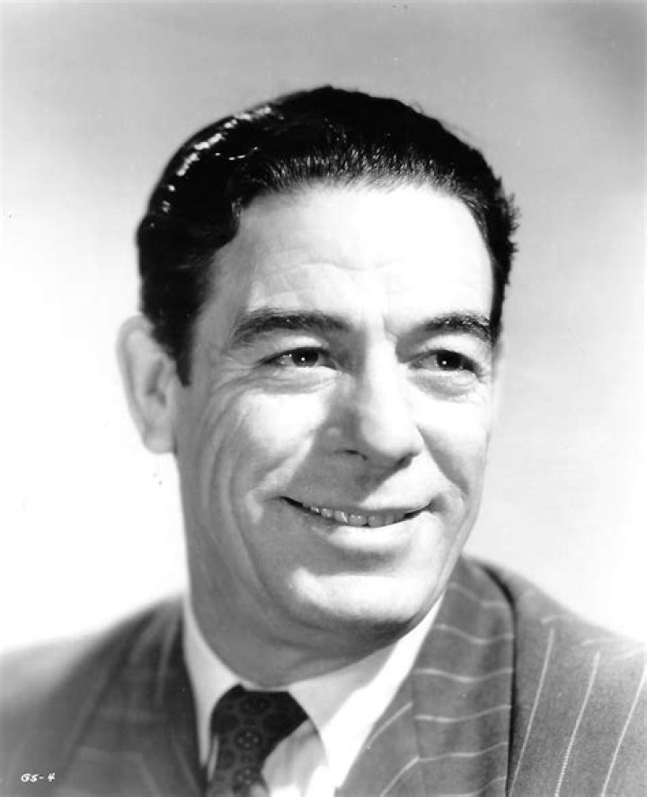 Glenn Strange Biography, Age, Height, Wife, Net Worth, Family