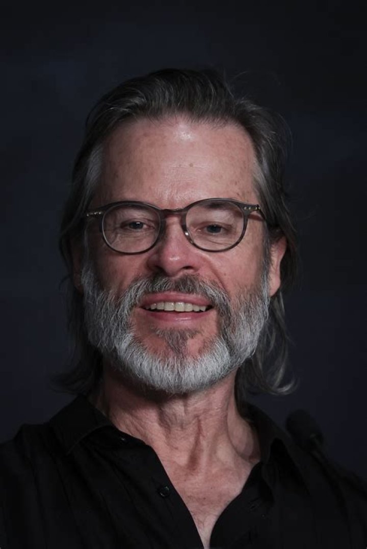 Guy Pearce – Celebsgraphy