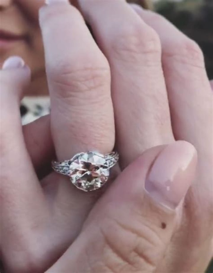 How big is Stassi’s ring?