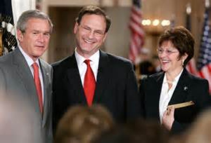 How much is Samuel Alito worth? Salary and net worth explored