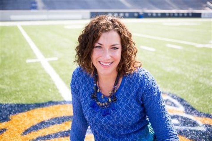 How Old Is Justin Fuente’s Wife, Jenny Fuente? Age Of American Football Coach Spouse Revealed