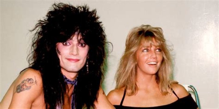 How rich is Tommy Lee?