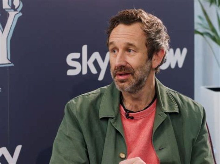How tall is Chris O'Dowd