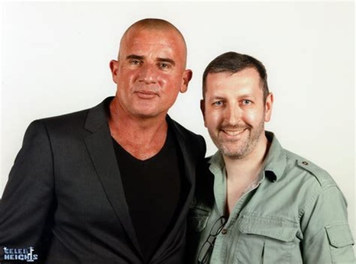 How tall is Dominic Purcell