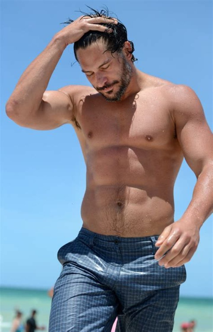 How tall is Joe Manganiello