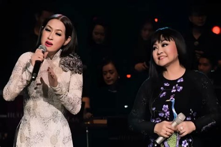 Huong Lan (World Music Singer) - Age, Birthday, Bio, Facts, Family, Net Worth, Height & More