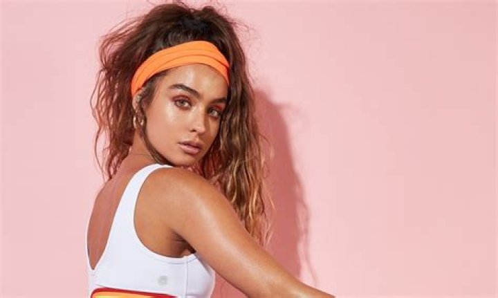 Influencer Sommer Ray Reveals What’s Next For Her Clothing Line & Her Top Gift Picks For Fitness Fanatics