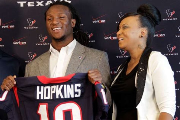 Is DeAndre Hopkins Mom fully blind? – Celebrity.fm – #1 Official Stars, Business & People Network, Wiki, Success story, Biography & Quotes