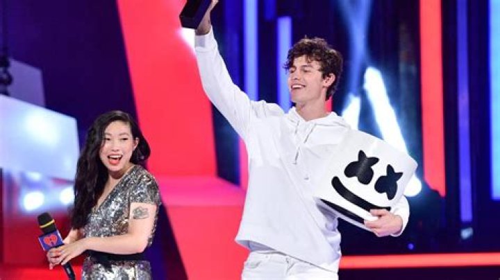 Is Marshmello a real person? – Celebrity.fm – #1 Official Stars, Business & People Network, Wiki, Success story, Biography & Quotes