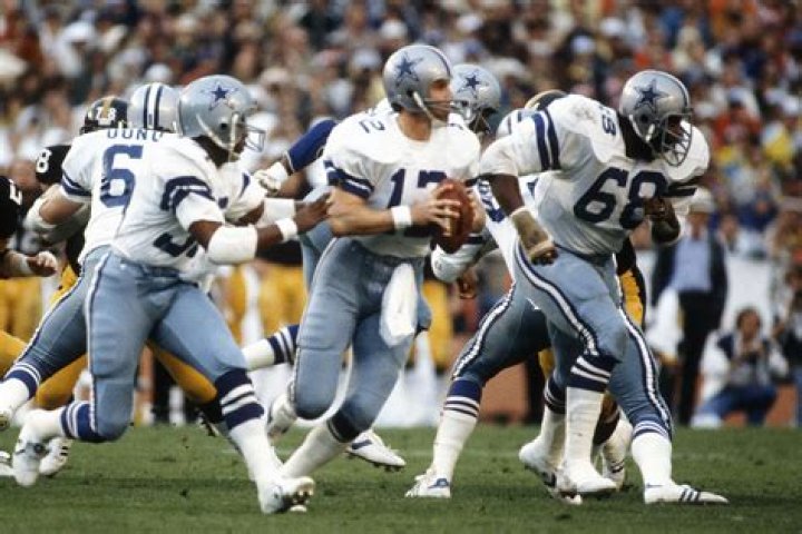 Is Roger Staubach Still Alive? Roger Staubach Age, Net Worth, Family, Children, And More