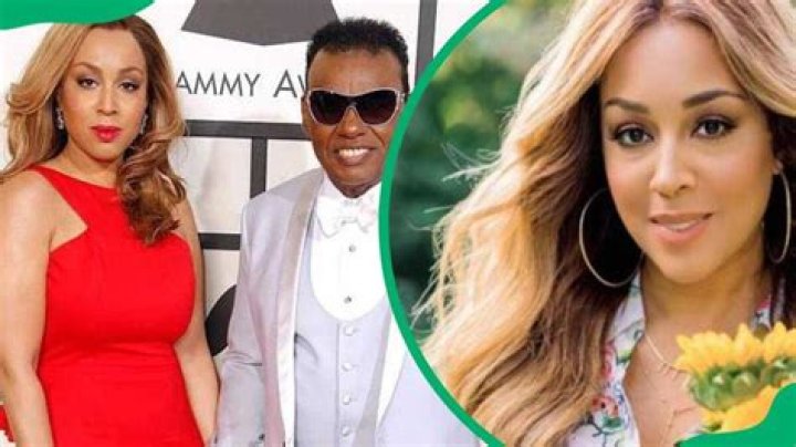Is Ron Isley still married to Kandy Johnson?