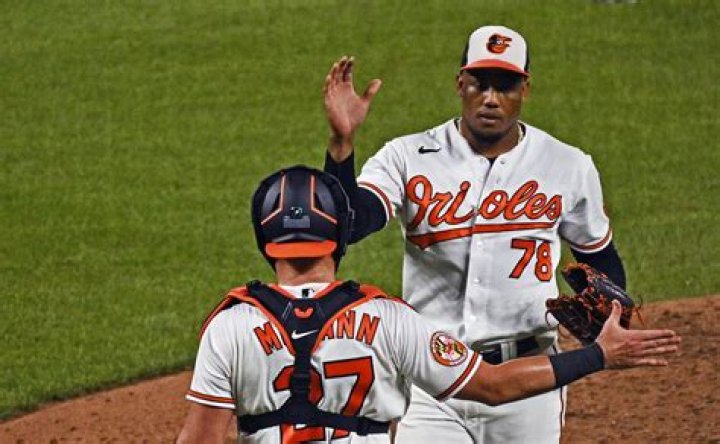 Is Yennier Cano Related To Robinson Cano? Family And Net Worth