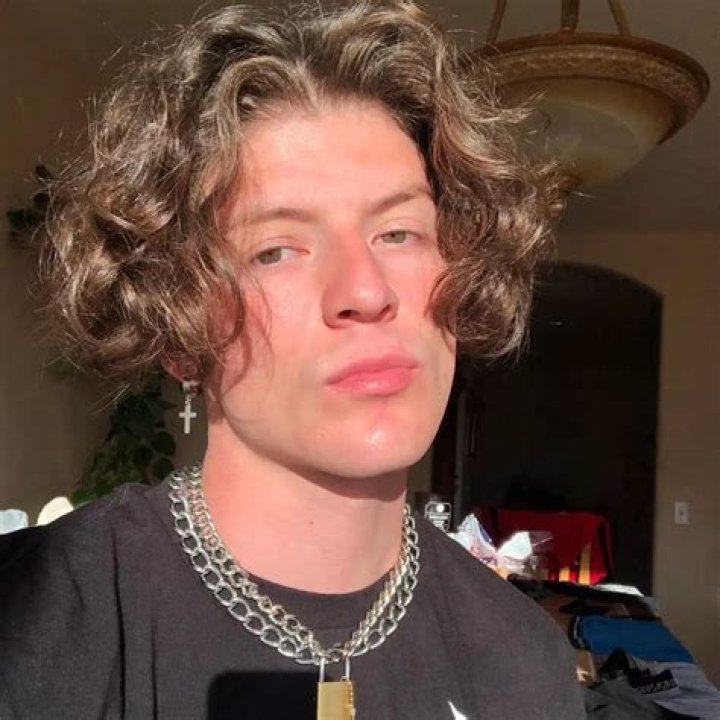 Ivanita Lomeli (Instagram Star) Wiki, Biography, Age, Height, Weight, Boyfriend, Net Worth, Career, Facts