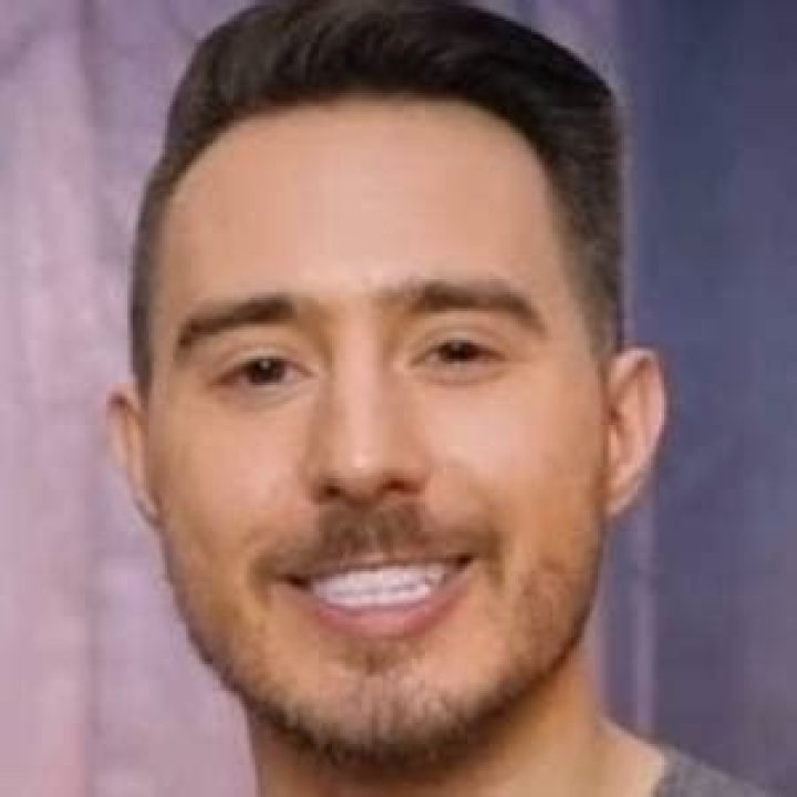 James A. Janisse (YouTube Star) - Age, Birthday, Bio, Facts, Family, Net Worth, Height & More