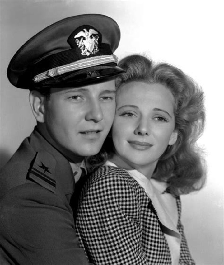 Jan Clayton (Stage Actress) - Age, Birthday, Bio, Facts, Family, Net Worth, Height & More