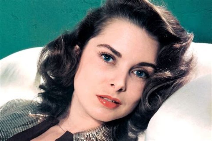 Janet Leigh (Movie Actress) - Age, Birthday, Bio, Facts, Family, Net Worth, Height & More