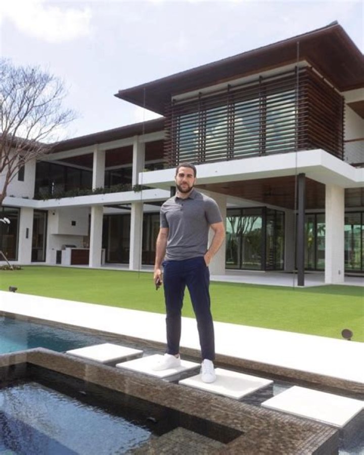 Jason Matouk Height, Weight, Net Worth, Age, Birthday, Wikipedia, Who, Nationality, Biography