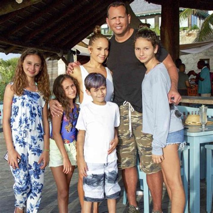 Jennifer Lopez and Alex Rodriguez’s Daughters Are Already BFFs!
