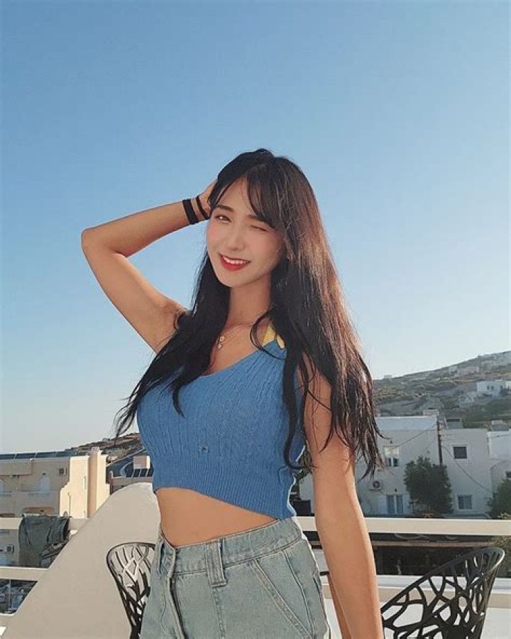 Jinnytty Height, Weight, Net Worth, Age, Birthday, Wikipedia, Who, Instagram, Biography