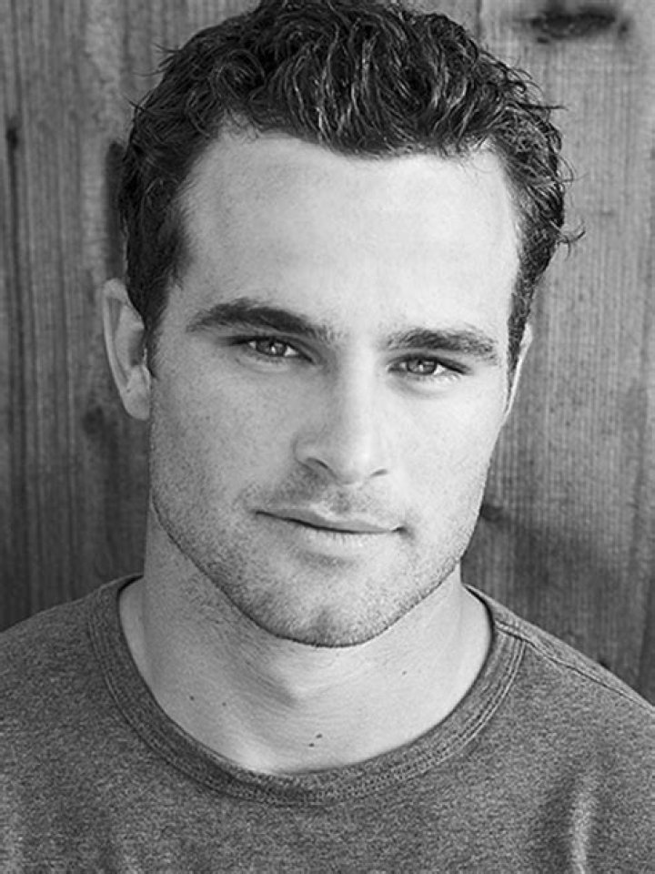 JJ Dashnaw Height, Weight, Net Worth, Age, Birthday, Wikipedia, Who, Instagram, Biography