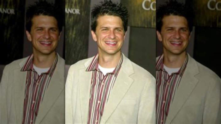 John Lehr (TV Actor) - Age, Birthday, Bio, Facts, Family, Net Worth, Height & More