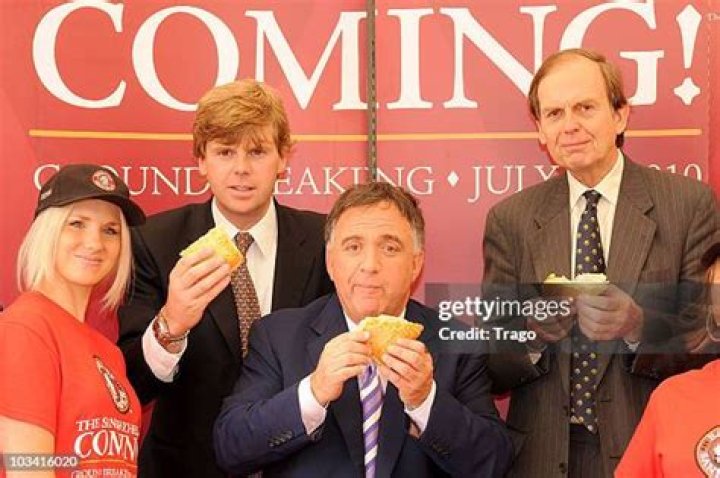 John Montagu, 11th Earl of Sandwich Biography, Age, Height, Wife, Net Worth and Family