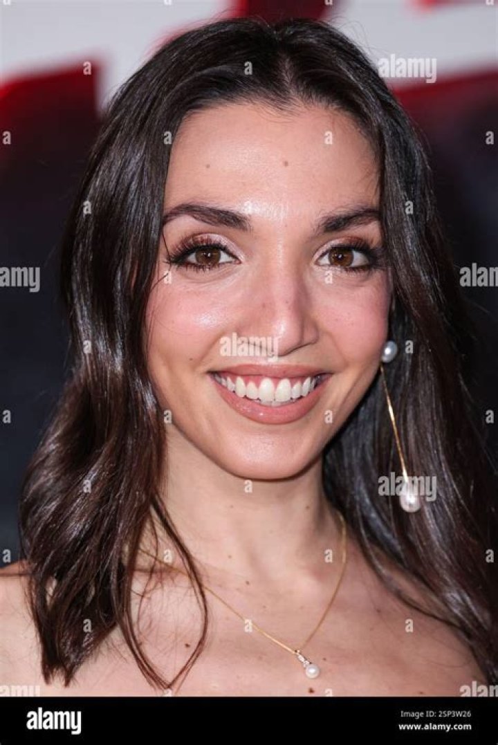 Julia Macchio – Celebsgraphy