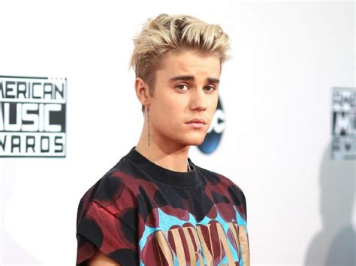 Justin Bieber Begins Mysterious Countdown – Fans Think There Is New Music Coming