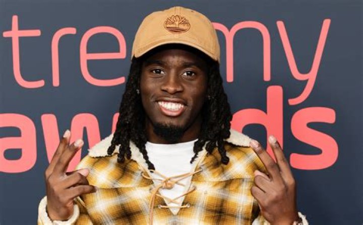 Kai Cenat Sparks Debate After He Jokes About Taking 17-Year-Old Fan To Strip Club