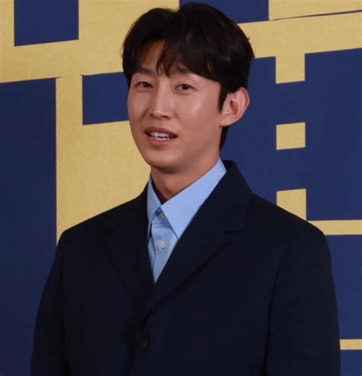 Kang Ki-young Height, Weight, Net Worth, Age, Birthday, Wikipedia, Who, Nationality, Biography