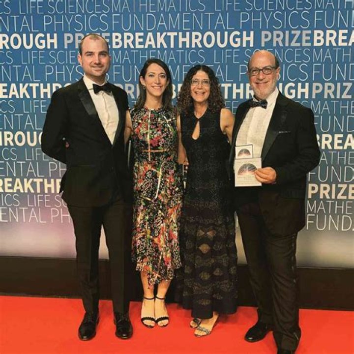 Karen Kempner(Mark Zuckerburg mother) Bio, Wiki, Age, Height, Husband, Net Worth and Career