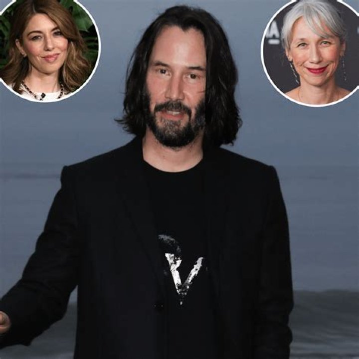 Keanu Reeves’ Dating History Proves He Doesn’t Settle — See His Short But Sweet Roster of Girlfriends