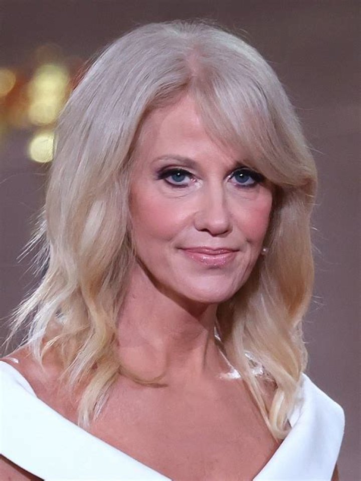 Kellyanne Conway (Business Executive) - Age, Birthday, Bio, Facts, Family, Net Worth, Height & More