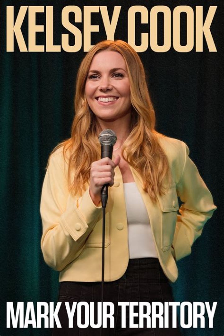 Kelsey Lynn Cook Bio, Wiki, Family, Boyfriend, Chicken Girls, Movies, and Net worth