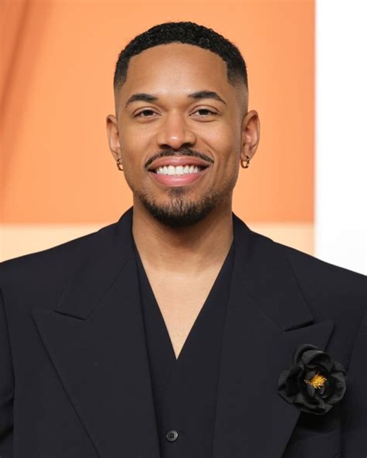 Kelvin Harrison Jr. biografía, edad, altura, esposo, net worth, familia