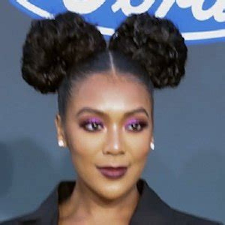 Khadeen Ellis (YouTube Star) - Age, Birthday, Bio, Facts, Family, Net Worth, Height & More