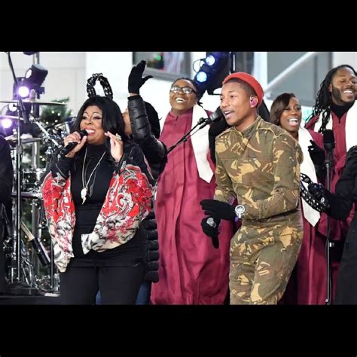 Kim Burrell Net Worth 2024: What Is The Gospel Icon Worth?