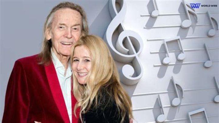 Kim Iversen (Journalist) Wiki, Bio, Age, Height, Weight, Dating, Boyfriend, Net Worth, Career, Family, Facts