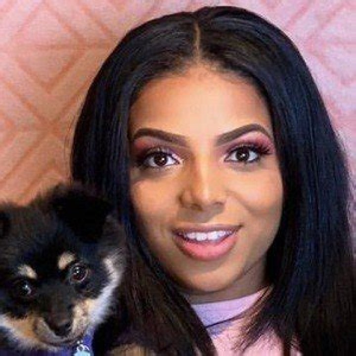 KKVSH (Instagram Star) - Age, Birthday, Bio, Facts, Family, Net Worth, Height & More