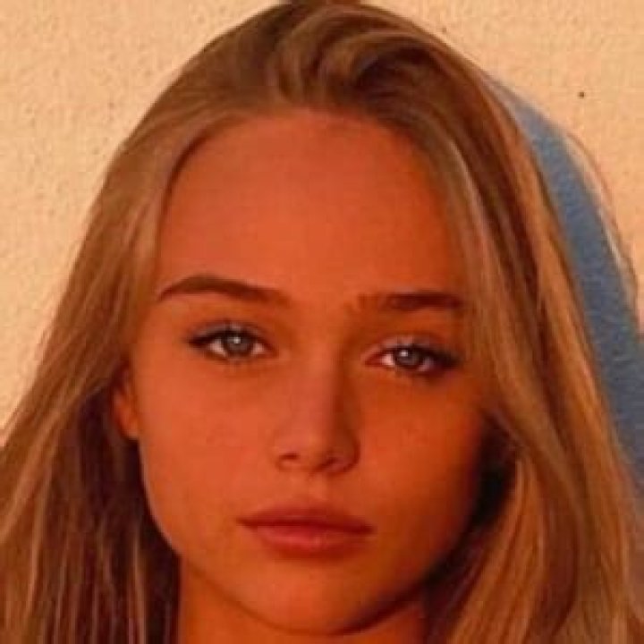 Kyla Dodds (Instagram Star) - Age, Birthday, Bio, Facts, Family, Net Worth, Height & More