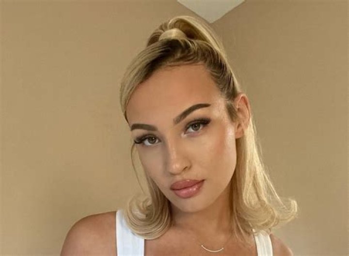 Leah Monet Age, Wiki, Biography, Height, Boyfriend, Instagram