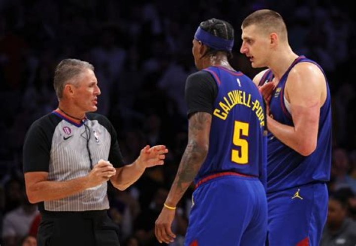 LeBron James Bloodies Scott Foster After On-Court Collision